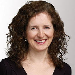 Dra. Deirdre Lyell